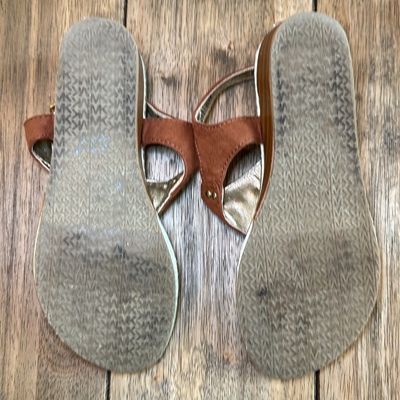 Michael Kors Brown Suede Signature MK Charm T-Strap Jeweled Thong Sandal/Sz 13 - Picture 8 of 10